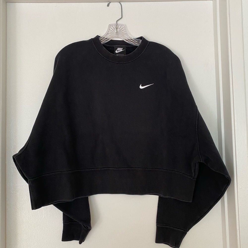 Nike oversized sweatshirt, Black, size M, Cropped fit